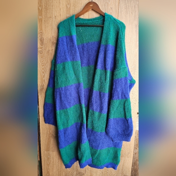 Long Knit Vibrant Blue and Green Barrel Arm Cardigan 2XL - Picture 1 of 3